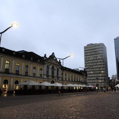  

Tempo segue fechado na manhã desta quarta-feira em Porto Alegre