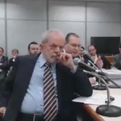  

Frame de vídeo de depoimento do ex-presidente Lula ao juiz Sérgio Moro, na 13a Vara Federal, em Curitiba.