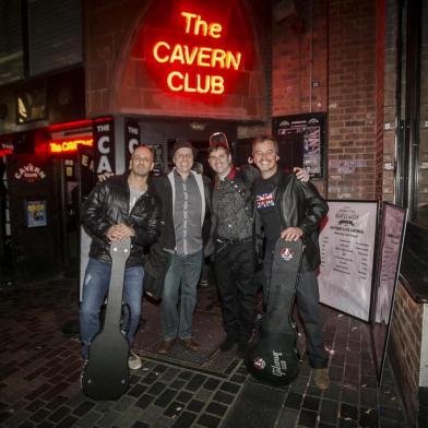 Banda Nelson e os Besouros no Cavern Club, em Liverpool, no Reino Unido.