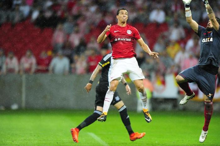  

PORTO ALEGRE, RS, BRASIL, 16-09-2017.Inter enfrenta o Figueirense no Beira-Rio
Jogo é válido pela 24ª rodada da Série B. Se o Inter vencer, assume a liderança do campeonato. (CARLOS MACEDO/AGÊNCIA RBS)