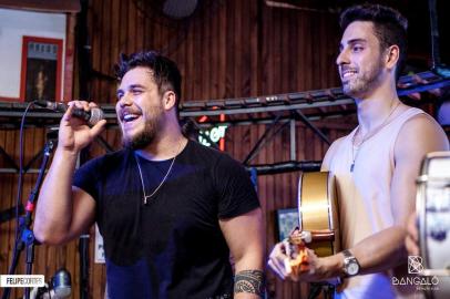 Foto de divulgação da banda de pagode Grupo Sem Razão