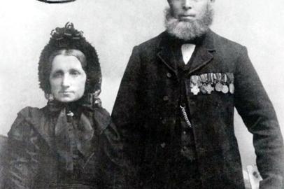  

O casal Heinrich Friederich Rudolf Dannebrock e Regina Katharina Mayer Dannebrock.