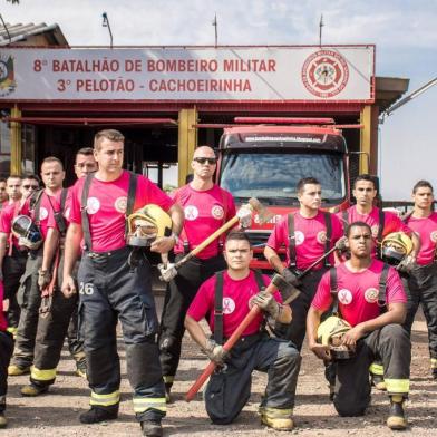 8º Batalhão de Bombeiro Militar (Cachoeirinha/RS) anuncia a primeira campanha publicitária de iniciativa e idealizada por uma instituição militar apoiando o movimento do Outubro Rosa na luta contra o Câncer de Mama.