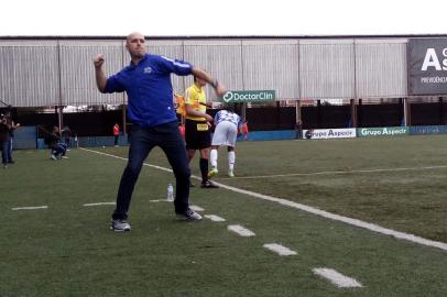 Rafael Jaques, técnico do São José