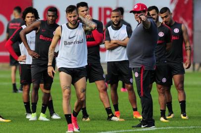  

PORTO ALEGRE, RS, BRASIL, 26-09-2017. Inter faz treino no CT Parque Gigante. (LAURO ALVES/AGÊNCIA RBS)