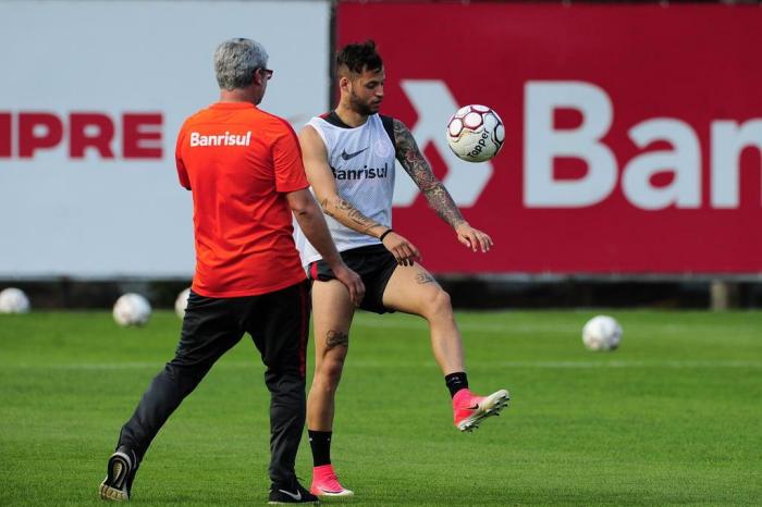  

PORTO ALEGRE, RS, BRASIL, 26-09-2017. Inter faz treino no CT Parque Gigante. (LAURO ALVES/AGÊNCIA RBS)