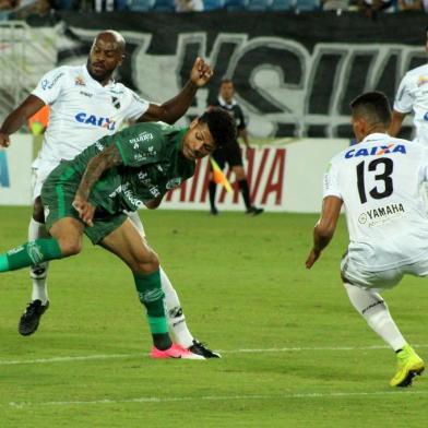 NATAL, RN, BRASIL, 26/09/2017. ABC x Juventude, jogo válido pela 26ª rodada da Série B do Campeonato Brasileiro e realizado no estádio Arena das Dunas. (Frankie Marcone/Futura Press)Editoria: ESPLocal: NATALIndexador: FRANKIE MARCONE/FUTURA PRESS