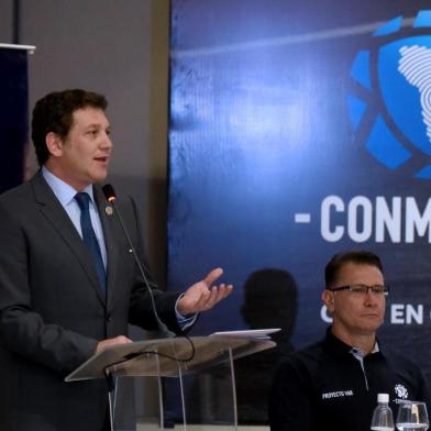 The president of the South American Football Confederation (Conmebol), Alejandro Dominguez (L), delivers a speech as Brazilian FIFAs referee instructor and Conmebols director of referees Wilson Luiz Seneme listens during a video assistant referee (VAR) training course for referees of the region, at Conmebols headquarters in Luque, Paraguay, on September 22, 2017.
The VAR, footage which can be consulted by the referee on the touchlines to rule on key incidents, will be used for the first time in South America in the semifinals and final of the 2017 Libertadores Cup. / AFP PHOTO / Norberto DUARTE