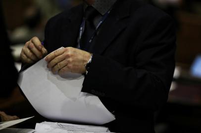  

PORTO ALEGRE, RS, BRASIL - 11-07-2017 - Assembleia Legislativa votação do pacote Sartori (FOTO: ANDERSON FETTER/AGÊNCIA RBS)