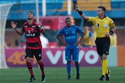  

Avaí X Atlético Goianiense na Ressacada, jogo valido pelo Campeonato Brasileiro