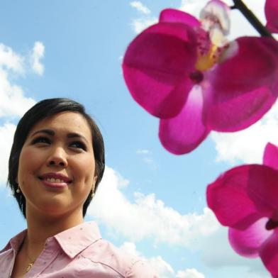  CAXIAS DO SUL, RS, BRASIL (01/10/2017). Vania Raquel Nagamori Martins participa da campanha Outubro Rosa. (Roni Rigon/Pioneiro).