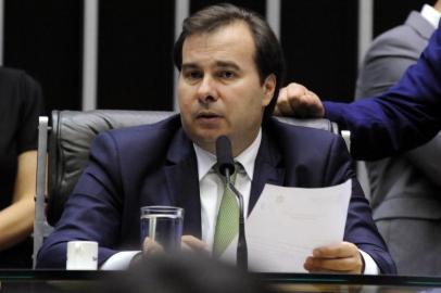  Ordem do dia para discussão e votação de diversos projetos. Presidente da câmara dep. Rodrigo Maia (DEM-R) Data: 03/10/2017Indexador: LUIS MACEDO