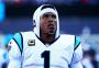 Cam Newton se envolve em polêmica após pergunta de repórter mulher em coletiva