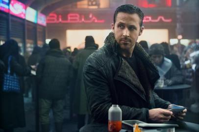 blade runner 2049, com ryan gosling