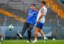 Debaixo de chuva e sem Ramiro, Renato fecha treino e mantém mistério no time do Grêmio