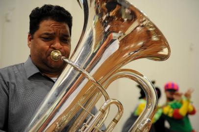  CAXIAS DO SUL, RS, BRASIL 05/10/2017Wilthon Matos, solista convidado para quinta sonfônica da orquestra da UCS, com a participação especial dos médicos do sorriso. (Felipe Nyland/Agência RBS)