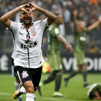 corinthians, coritiba, brasileirão, clayson