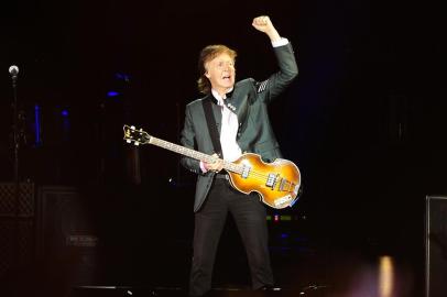  

PORTO ALEGRE, RS, BRASIL - 13/10/2017 - Paul McCartney faz show no estádio Beira-Rio em Porto Alegre. (Félix Zucco/Agência RBS)