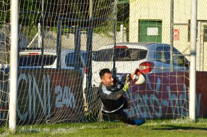 Goleiro Fábio defendeu pênalti pelo São José contra o Cruzeiro