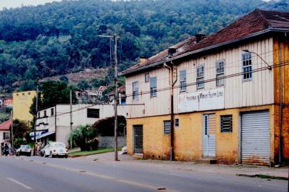  CAXIAS DO SUL, RS, BRASIL (16/10/2017) Antônio Rossato Felippi (13/06/1915-08/06/1993) exibe uma trajetória profissional de superação, sendo tecelão, sindicalista ( 02/06/1942-10/09/1944)  e empresário do ramo moveleiro.     (Roni Rigon/Pioneiro).