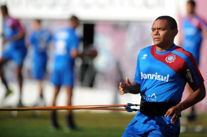  CAXIAS DO SUL, RS, BRASIL 13/04/2017Time do SER Caxias treino no estádio Centenário antes de enfrentar o Inter pela semifinal do Gauchão 2017. Na foto: O volante Marabá. (Felipe Nyland/Agência RBS)