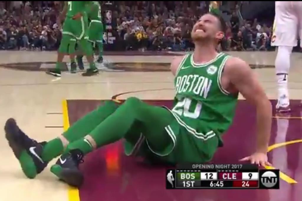 A impressionante lesão de Gordon Hayward, Imagens impressionantes da grave  lesão de Gordon Hayward, dos Boston Celtics. Tudo aconteceu esta madrugada.  O jogador sofreu uma dupla fratura da tíbia