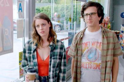 Love é uma série de comédia romântica criada por Judd Apatow, Paul Rust, e Lesley Arfin e estrelada por Gillian Jacobs e Paul Rust. A série é uma visão realista dos namoros, explorando perspectivas masculina e feminina em relacionamentos românticos.