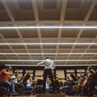  

PORTO ALEGRE, RS, BRASIL, 19/10/2017 : Ensaio da Ospa para o concerto Música de Cinema. (Omar Freitas/Agência RBS)
Indexador: Omar Freitas