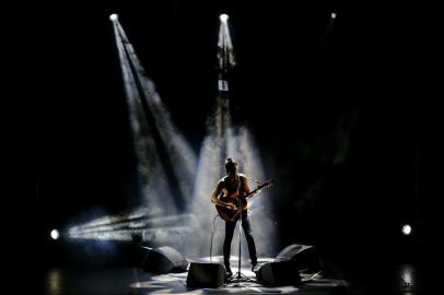  PORTO ALEGRE, RS, BRASIL, 16/12/2016 : Show do cantor Tiago Iorc no Auditório Araújo Vianna. (FOTO: CAMILA DOMINGUES/ESPECIAL)