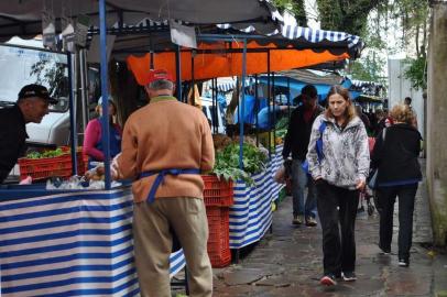 Ponto de Safra deixa Rua Bento Gonçalves e vai para Praça Dante, em Caxias