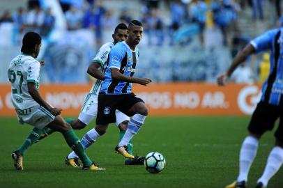  

PORTO ALEGRE, RS, BRASIL, 22-10-2017. Grêmio recebe o Palmeiras na Arena, pelo Brasileirão. Renato escala time quase todo de reservas para enfrentar o time paulista. (FÉLIX ZUCCO/AGÊNCIA RBS)