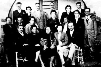  

Descendentes de João André Alves (1886-1928) e de Elvira Alves da Silva (1887-1976), 