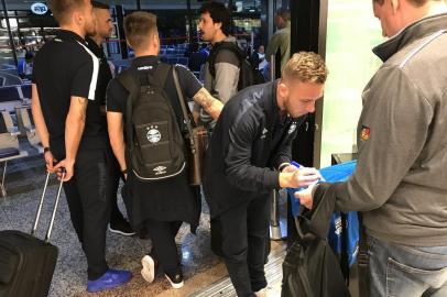  

Grêmio embarcou para o Equador na noite deste domingo (22) para enfrentar o Barcelona em Guayaquil.