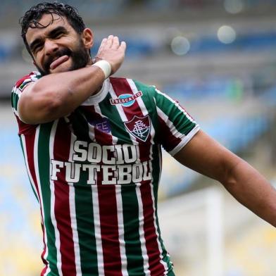  

Henrique Dourado, em jogo contra o Avaí
Indexador: Lucas Mercon