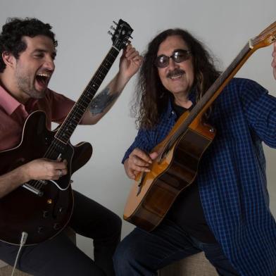 Músicos Davi Moraes e Moraes Moreira