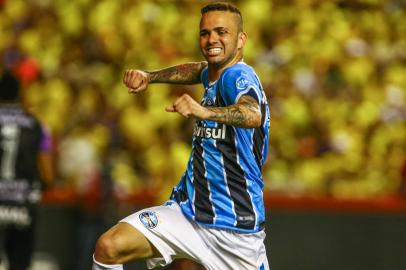 grêmio, barcelona-equ, libertadores, guayaquil, gol, luan