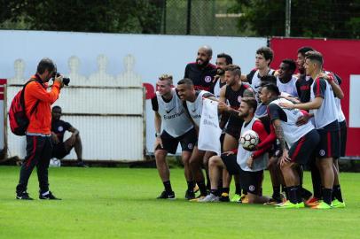  

PORTO ALEGRE, RS, BRASIL, 27.10.2017. Treino do Internacional no CT Parque Gigante. 

Foto: Fernnado Gomes/Agência RBS