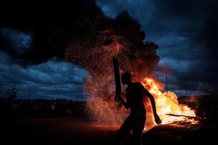 YASUYOSHI CHIBA / AFP