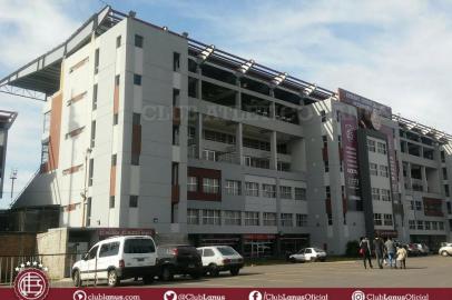 Estádio La Fortaqleza, do Lanús