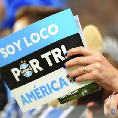  

PORTO ALEGRE, RS, BRASIL, 01.11.2017. Grêmio enfrenta o Barcelona-EQU, de Guayaquil, pela semifinal da Libertadores da América.

Foto: Félix Zucco/Agência RBS