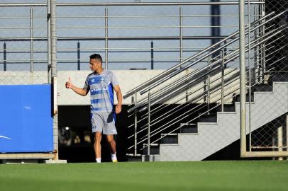  

PORTO ALEGRE, RS, BRASIL - 04-10-2017 - Equipe de Renato Portaluppi treina no CT Luiz Carvalho nesta tarde de quarta-feira. Jogador Cícero.  (FOTO: ANDRÉ ÁVILA/AGÊNCIA RBS)