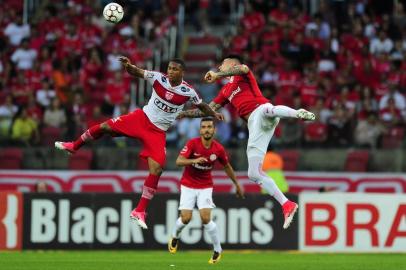  

PORTO ALEGRE, RS, BRASIL - 03/11/2017 - Inter e CRB se enfrentam no estádio Beira-Rio na noite desta sexta-feira. (André Ávila/Agência RBS)