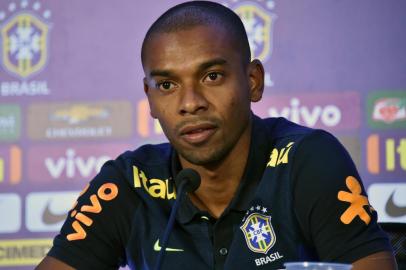 Brazils football team player Fernandinho speaks during a press conference after a training session at the Arena Dunas stadium in Natal, Brazil on October 3, 2016. Brazil will face Bolivia in a FIFA World Cup Russia 2018 qualifier match on October 6.
NELSON ALMEIDA / AFP