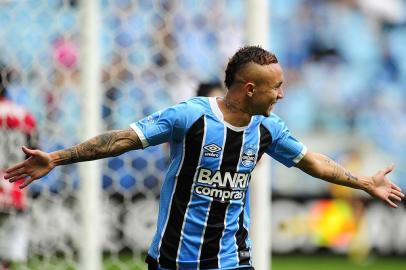  

PORTO ALEGRE, RS, BRASIL, 05-11-2017. Grêmio enfrenta o Flamengo na Arena pelo Brasileirão. (ANDRÉ ÁVILA/AGÊNCIA RBS)