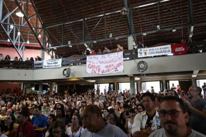  

Porto Alegre, RS, BRASIL - 07/11/2017 - Assembléia do SIMPA (FOTO: CARLOS MACEDO / AGENCIA RBS)