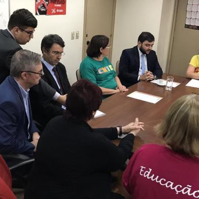 PORTO ALEGRE, 07/11/2017, reunião cpers e governo do rs