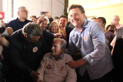 Ex-prefeito de Bento Gonçalves, Darcy Pozza (PP), com o prefeito reeleito Guilherme Pasin (PP)