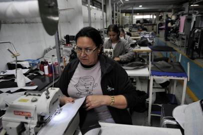  CAXIAS DO SUL, RS, BRASIL, 25/10/2017 - A Dompel é a maior fabricante de móveis para cabeleireiros do país. Projeto de vereador propõe uma Rota Industrial, com visitação a empresas. (Marcelo Casagrande/Agência RBS)