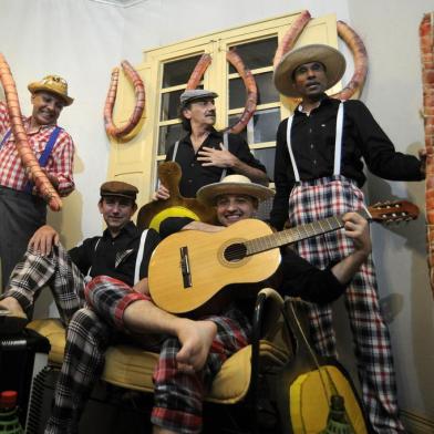  CAXIAS DO SUL, RS, BRASIL, 09/11/2017 - Grupo Zo Scarpon - Os Colonos, completa 15 anos de história. (Marcelo Casagrande/Agência RBS)