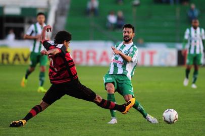  CAXIAS DO SUL, RS, BRASIL, 10/11/2017. Juventude x Oeste, jogo válido pela 35ª rodada da série B do campeonato Brasileiro e realizada no estádio Alfredo Jaconi. (Porthus Junior/Agência RBS)